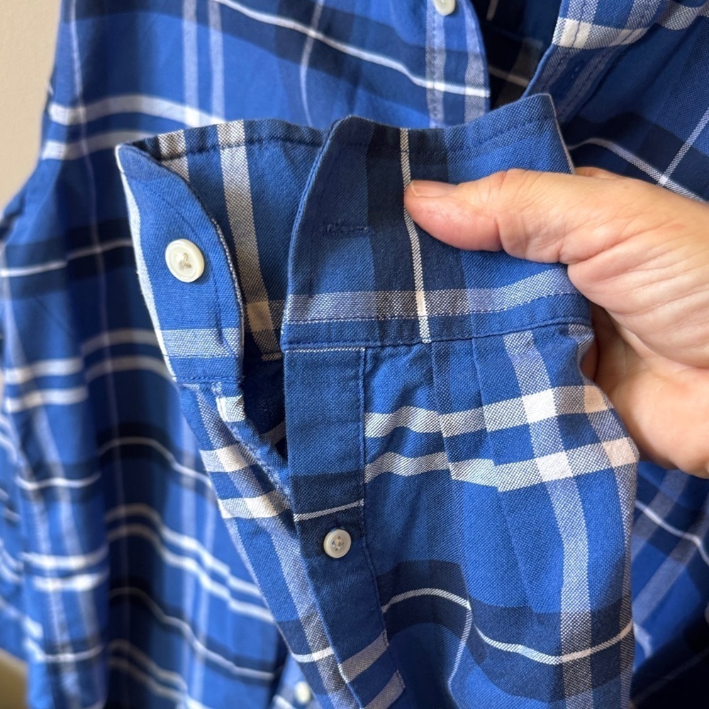 St. John's Bay Blue Plaid Button-Down Shirt Large Like New A44 Beauty!! - Picture 5 of 11